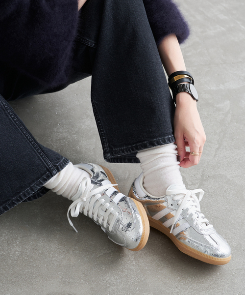 adidas(アディダス)の「《追加》adidas / アディダス SAMBA OG(スニーカー・レディース・ブラック/ブラウン/ホワイト/シルバー・24.5cm/24cm/23.5cm/23cm/25cm)」の19枚目の写真