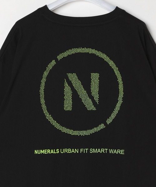 NUMERALS（ヌメラルズ）の「【NUMERALS】バックロゴプリントTEE（Tシャツ/カットソー・メンズ・オフホワイト/ブラック/パープル・MEDIUM/LARGE）」の20枚目の写真
