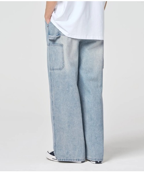 Vini（ヴィニ）の「【Vini】バイオウォッシュド カーペンター ワイドデニムパンツ（デニムパンツ・レディース・ライトブルー/ブラック/インディゴブルー・LARGE/MEDIUM/X-LARGE）」の7枚目の写真