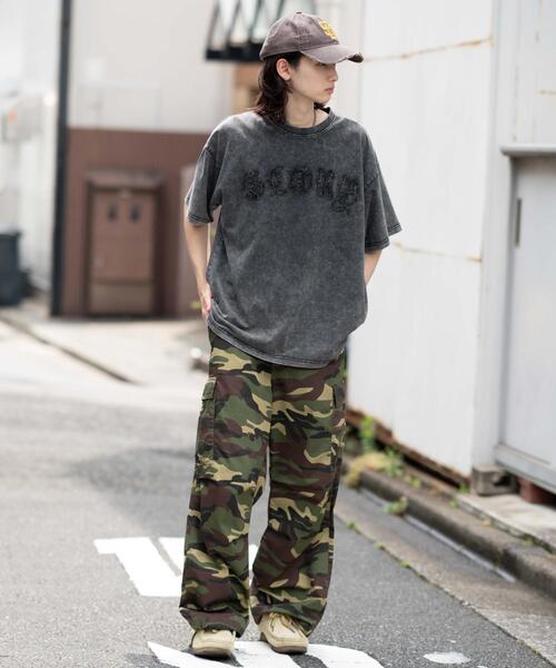 WEGO（ウィゴー）の「WEGO/スノーウォッシュダメージアップリケT（Tシャツ/カットソー・メンズ・ピンク/ブラウン/ブラック・LARGE/MEDIUM）」の4枚目の写真