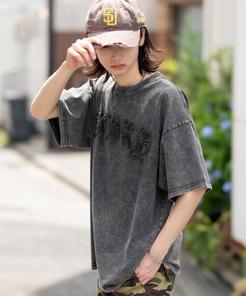 WEGO（ウィゴー）の「WEGO/スノーウォッシュダメージアップリケT（Tシャツ/カットソー・メンズ・ピンク/ブラウン/ブラック・LARGE/MEDIUM）」の10枚目の写真