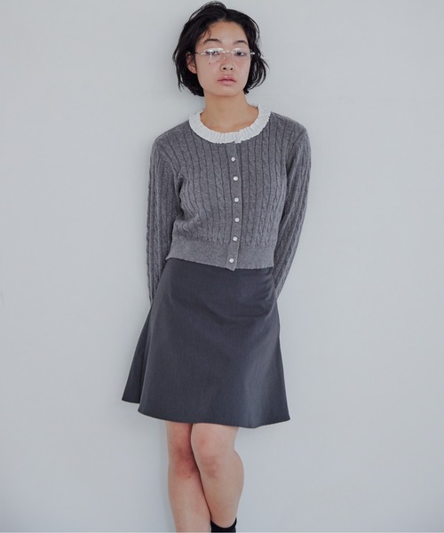 etre loin(エトルワン)の「Frilly cable knit cardigan(カーディガン/ボレロ・レディース・グレー/ブラック/モカ・M)」の1枚目の写真