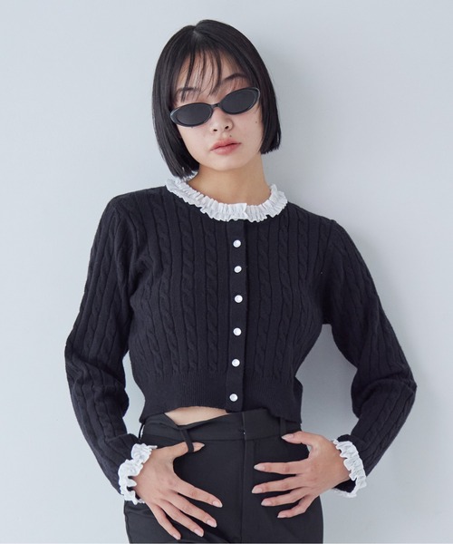etre loin(エトルワン)の「Frilly cable knit cardigan(カーディガン/ボレロ・レディース・グレー/ブラック/モカ・M)」の2枚目の写真