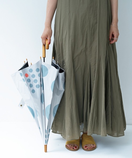 COMMON WARE（コモンウェアー）の「tr:392plusm　サンキューニ プリュス エム THE3 :日傘雨傘　UV Parasol long 55cm  UVカット率100％ 晴雨兼用傘 55cm　長傘（長傘・レディース・ライトブルー/ベージュ/ネイビー/グレー/イエロー/ブルー/グリーン/ブルー系その他/イエロー系その他・55cm）」の13枚目の写真