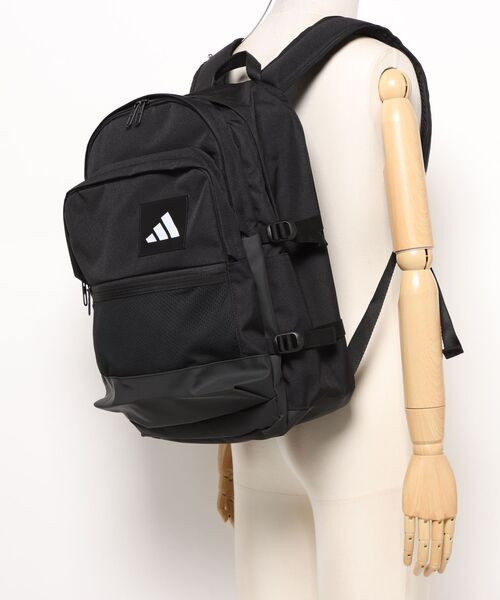 adidas(アディダス)の「《adidas》ユーティリティーバックパック(バックパック/リュック・メンズ・ブラック/ホワイト系その他/ベージュ系・フリー)」の12枚目の写真