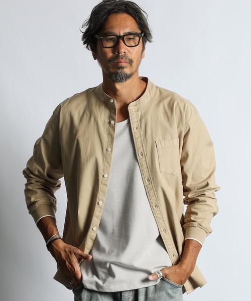 The DUFFER of ST.GEORGE（ザダファーオブセントジョージ）の「NO COLLAR RIBBED SHIRT：製品染め バックサテン ノーカラー リブ袖シャツ（シャツ/ブラウス・メンズ・ネイビー/カーキブラウン・X-LARGE/LARGE/MEDIUM/SMALL）」の3枚目の写真