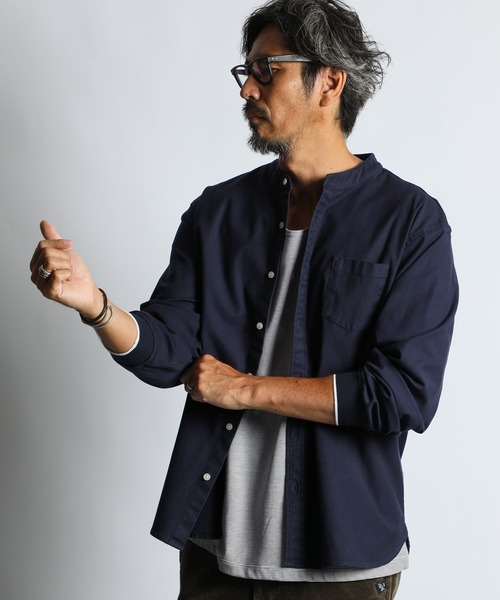 The DUFFER of ST.GEORGE（ザダファーオブセントジョージ）の「NO COLLAR RIBBED SHIRT：製品染め バックサテン ノーカラー リブ袖シャツ（シャツ/ブラウス・メンズ・ネイビー/カーキブラウン・X-LARGE/LARGE/MEDIUM/SMALL）」の5枚目の写真