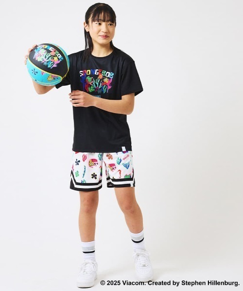 SPALDING（スポルディング）の「【SPALDING/スポルディング】ジュニア Tシャツ スポンジボブ アンダーザシー/アニメ・UVカット半袖T-シャツ（Tシャツ/カットソー・キッズ・ホワイト/ブラック・160）」の2枚目の写真