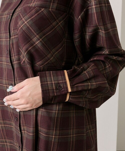 OLIVE des OLIVE(オリーブデオリーブ)の「配色カラーBigシャツ(シャツ/ブラウス・レディース・ボルドー/ブラウン/ブラック・FREE)」の6枚目の写真