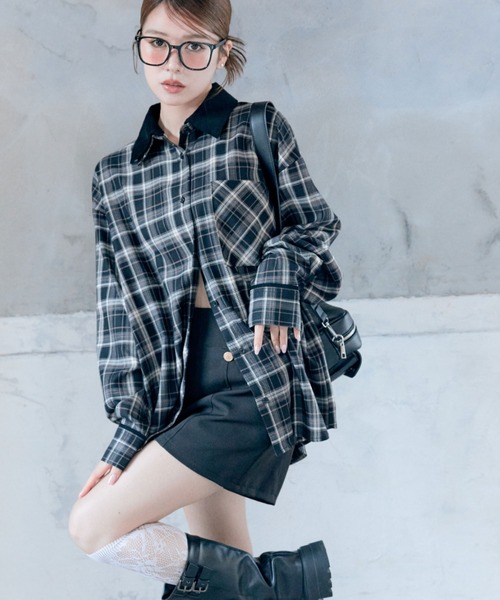 OLIVE des OLIVE(オリーブデオリーブ)の「配色カラーBigシャツ(シャツ/ブラウス・レディース・ボルドー/ブラウン/ブラック・FREE)」の1枚目の写真