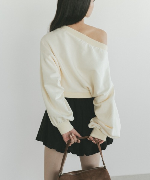 VANNIE U（ヴァニーユー）の「ダブルフェイススウェット/上下逆さまで着れる２WAY（スウェット・レディース・グレー/アイボリー・FREE）」の18枚目の写真