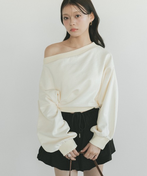 VANNIE U（ヴァニーユー）の「ダブルフェイススウェット/上下逆さまで着れる２WAY（スウェット・レディース・グレー/アイボリー・FREE）」の17枚目の写真