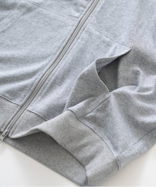 GLAZOS（グラソス）の「【ヘビーウェイト天竺】ジップパーカー（パーカー・キッズ・ブラック/トップグレー・160cm/150cm/170cm）」の7枚目の写真