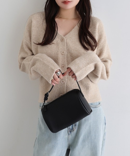 Freesia by andme(フリージアバイアンドミー)の「同色ストール付きリボン刺繍ニットカーディガン(カーディガン/ボレロ・レディース・アイボリー/チャコールグレー/ピンク/ベージュ・M)」の3枚目の写真