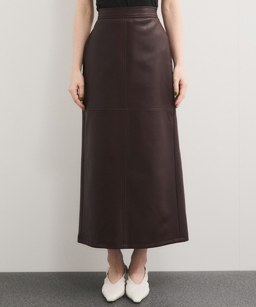 le cercle ADAM ET ROPE'(ルセルクルアダムエロペ)の「シンセティックレザースカート/セットアップ対応(スカート・レディース・キナリ/ダークブラウン/ブラック・FREE)」の12枚目の写真