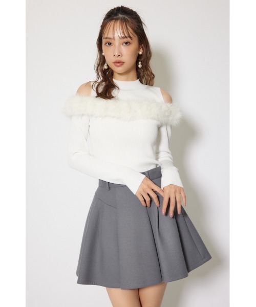 rienda（リエンダ）の「ショルダーオープンフェイクファーニットトップス 秋服 冬服（ニット/セーター・レディース・ブラック/ホワイト/ブラウン・FREE）」の4枚目の写真