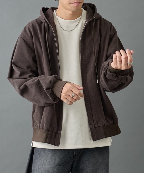 COLONY 2139（コロニートゥーワンスリーナイン）の「バイオ加工ブラッシュツイルパーカー（ブルゾン・メンズ・ブラウン/ブラック・LARGE/MEDIUM）」の5枚目の写真