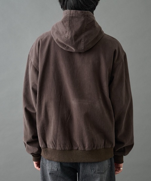 COLONY 2139（コロニートゥーワンスリーナイン）の「バイオ加工ブラッシュツイルパーカー（ブルゾン・メンズ・ブラウン/ブラック・LARGE/MEDIUM）」の15枚目の写真
