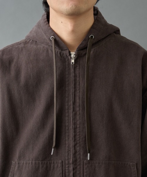COLONY 2139（コロニートゥーワンスリーナイン）の「バイオ加工ブラッシュツイルパーカー（ブルゾン・メンズ・ブラウン/ブラック・LARGE/MEDIUM）」の16枚目の写真