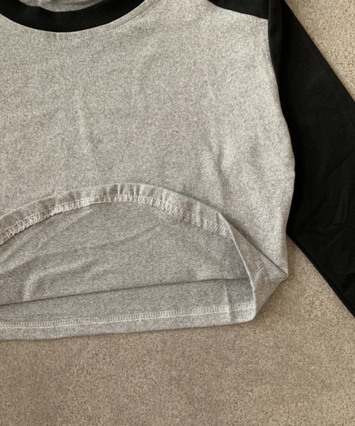 lilful(リルフル)の「シンプル タイトフィット配色ラグランピチロンT(Tシャツ/カットソー・レディース・ブラック・F)」の12枚目の写真