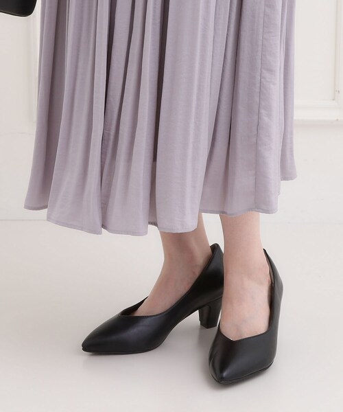 SHOO・LA・RUE(シューラルー)の「【セレモニー】5cmヒールパンプス(パンプス・レディース・ブラック/アイボリー・35/45)」の3枚目の写真