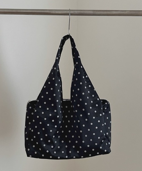 .KOM(ドットコム)の「A'GEM/9 × .kom 『.KOM/ドットケーオーエム』 Casual Polka Dot Large Capacity Bag/カジュアル ドットパターン 大容量バッグ(エコバッグ/サブバッグ・レディース・ブラック/ホワイト/グレー・FREE)」の20枚目の写真