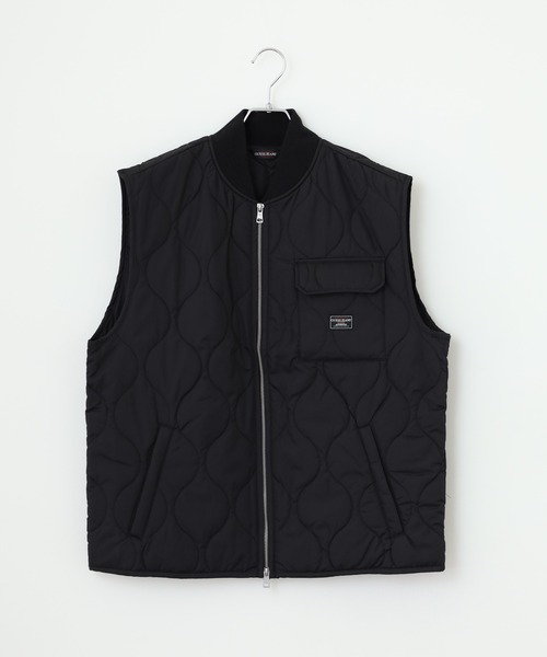 GUESS JEANS(ゲスジーンズ)の「GUESS JEANS GJ QUILTED PUFFER VEST ゲス キルティング・パファーベスト(ダウンベスト・メンズ・ブラック・S/L/M)」の2枚目の写真