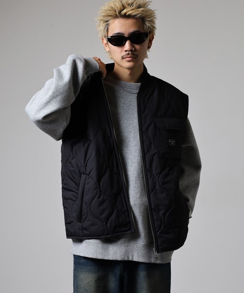 GUESS JEANS(ゲスジーンズ)の「GUESS JEANS GJ QUILTED PUFFER VEST ゲス キルティング・パファーベスト(ダウンベスト・メンズ・ブラック・S/L/M)」の14枚目の写真