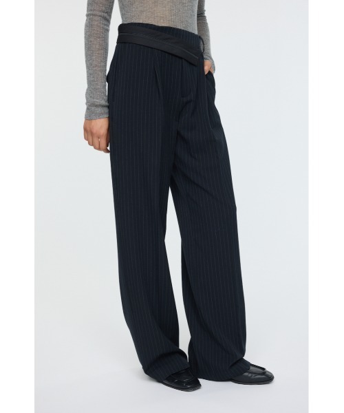 MOUSSY(マウジー)の「TURN OVER BELT トラウザー(スラックス・レディース・ベージュ/ブラック系その他・2/1)」の16枚目の写真