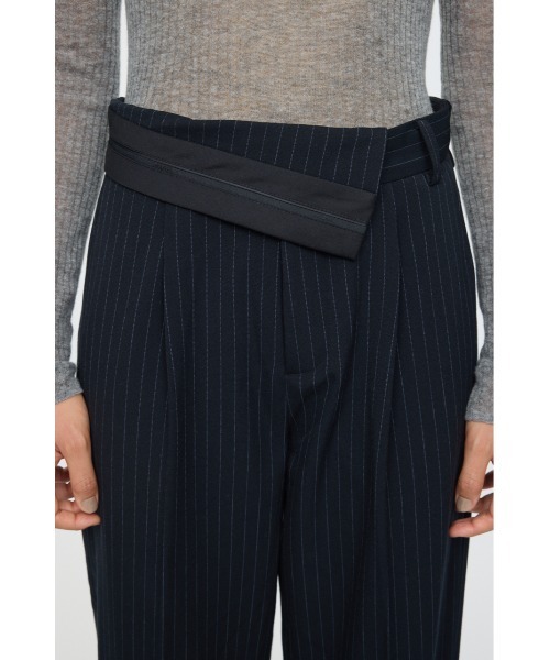 MOUSSY(マウジー)の「TURN OVER BELT トラウザー(スラックス・レディース・ベージュ/ブラック系その他・2/1)」の19枚目の写真