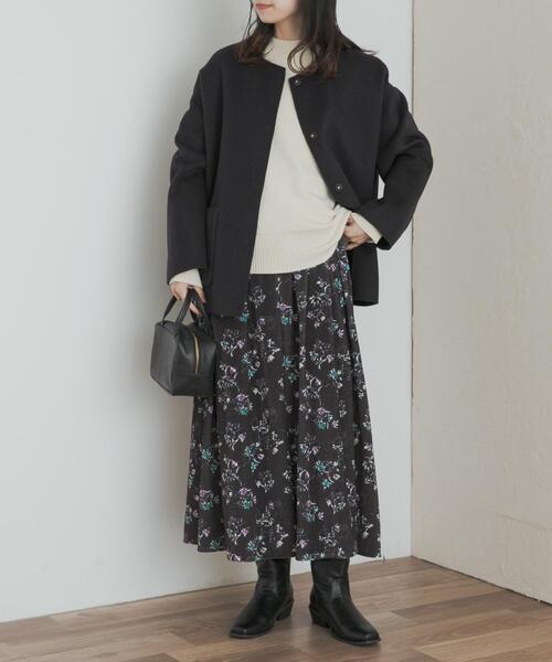 URBAN RESEARCH DOORS(アーバンリサーチドアーズ)の「ベロアフラワープリントスカート(スカート・レディース・ブラウン系その他/ブラック系その他・MEDIUM)」の9枚目の写真
