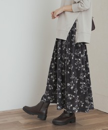 URBAN RESEARCH DOORS（アーバンリサーチドアーズ）の「ベロアフラワープリントスカート（スカート）」