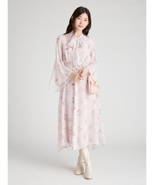 CELFORD(セルフォード)の「フラワープリントボウタイワンピース(ワンピース・レディース・ネイビー/オフホワイト・36/38)」の16枚目の写真