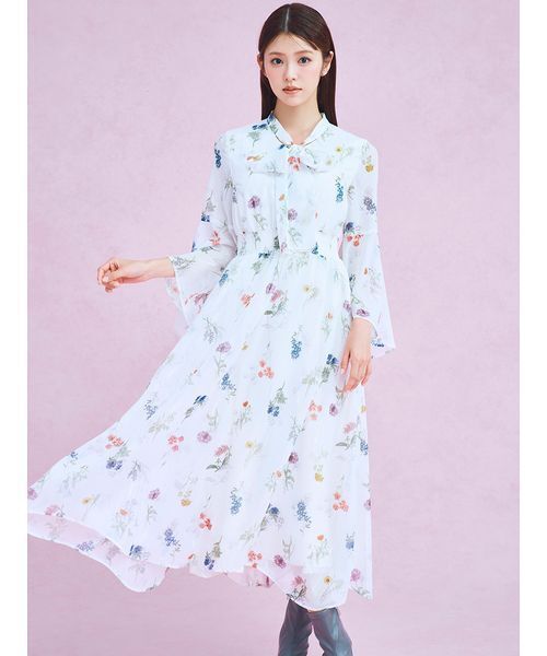 CELFORD(セルフォード)の「フラワープリントボウタイワンピース(ワンピース・レディース・ネイビー/オフホワイト・36/38)」の22枚目の写真