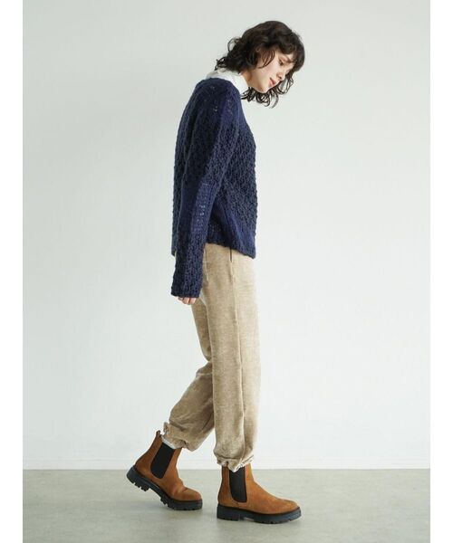 FIKA.(フィーカ)の「Crushed velour sweat pants(その他パンツ・レディース・ベージュ/オフホワイト・MEDIUM)」の14枚目の写真