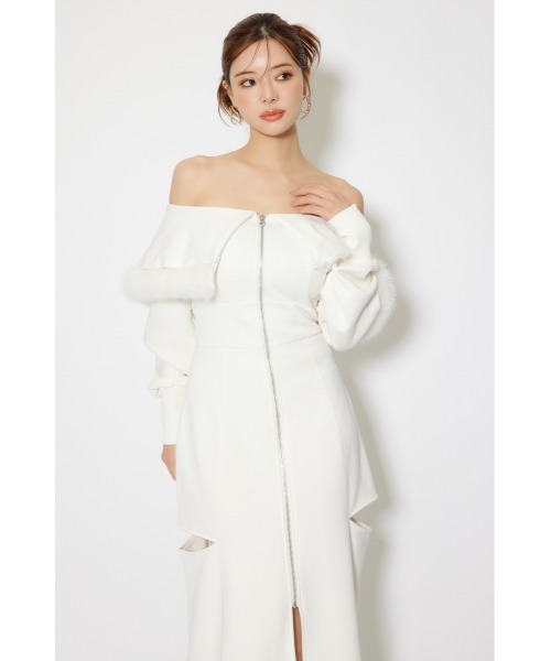 rienda（リエンダ）の「フェイクファー付きカッティング裏起毛ワンピース 秋服 冬服（ワンピース・レディース・ピンク/グレー/ホワイト・SMALL/MEDIUM）」の6枚目の写真