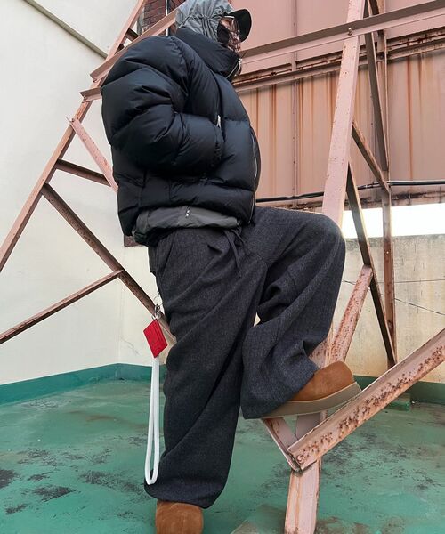 DNSR(ディーエヌエスアール)の「ニットバンディングワイドパンツチャコール(その他パンツ・メンズ・その他・LARGE/MEDIUM/SMALL)」の9枚目の写真