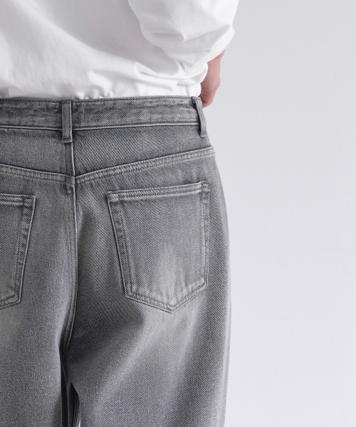 MUSINSA STANDARD（ムシンサスタンダード）の「スクラブウォッシュドワイドデニムパンツ[グレー]（デニムパンツ・メンズ・その他・27/28/29/34/32/30/31/33/26/40/38/42/36）」の5枚目の写真