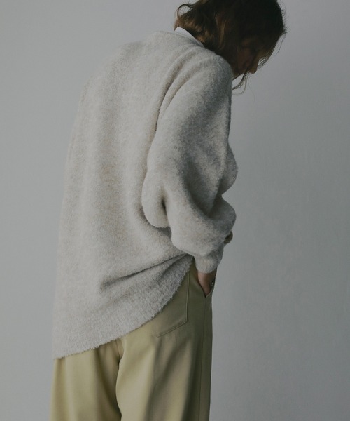 MANOF(マノフ)の「MIX BOUCLE KNIT CARDIGAN(カーディガン/ボレロ・レディース・レッド/ブラウン/アイボリー・F)」の11枚目の写真