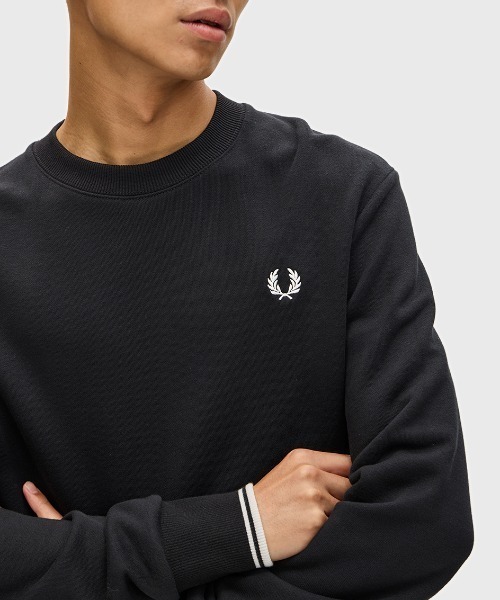 FRED PERRY(フレッドペリー)の「ZOZO限定ギフトセット/フレッドペリースウェット&ソックスセット(スウェット・メンズ・ベージュ/ブラック・S/M/L/XL)」の5枚目の写真