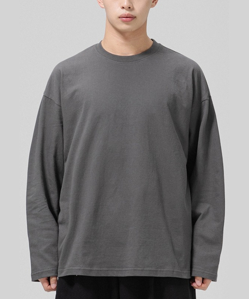 GRANFINNY(グランフィニ)の「ベーシックラウンドロングスリーブ-グレー(Tシャツ/カットソー・レディース・ダークグレー・MEDIUM/LARGE/X-LARGE)」の3枚目の写真