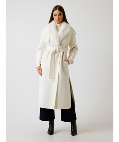 【新品タグ付き】定価 41000円 Aga+ ホワイトロングコート NEW Alice Coat ロングコート | GUESS(ゲス) JAPAN 公式オンライン