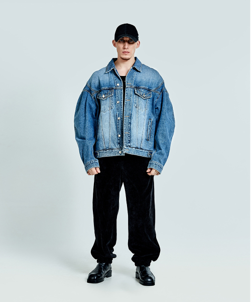 51%（フィフティーワンパーセント）の「Thong Denim Jacket - Blue（デニムジャケット・メンズ・その他・SMALL/MEDIUM/LARGE）」の2枚目の写真