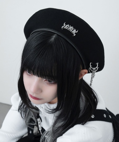 LAZYSLAY(レイジースレイ)の「チェーンロゴベレー帽(ハンチング/ベレー帽・レディース・ブラック・FREE)」の3枚目の写真