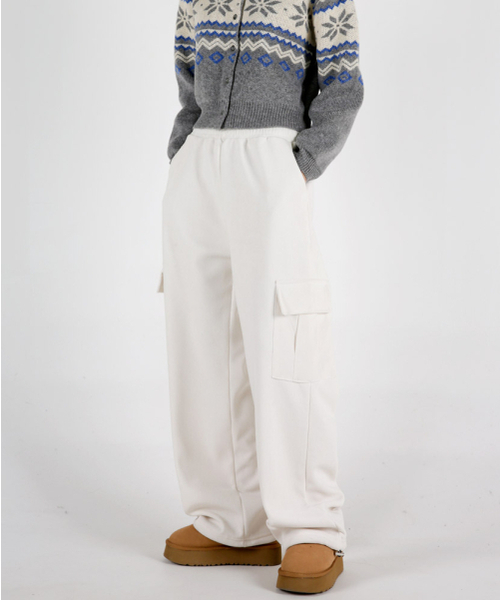 UMM(ウム)の「Women's Heavy Fleece Lining Cargo Wide Corduroy Pants (6 Colors)(その他パンツ・レディース・ブラック/ベージュ/ネイビー/ブラウン/ピンク/アイボリー・MEDIUM/LARGE)」の11枚目の写真