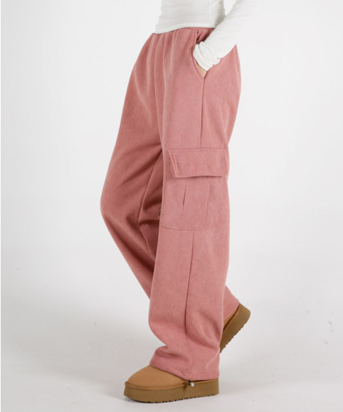 UMM(ウム)の「Women's Heavy Fleece Lining Cargo Wide Corduroy Pants (6 Colors)(その他パンツ・レディース・ブラック/ベージュ/ネイビー/ブラウン/ピンク/アイボリー・MEDIUM/LARGE)」の15枚目の写真