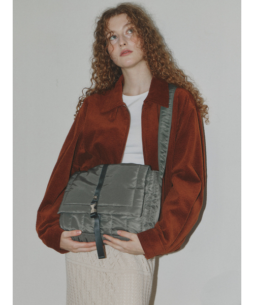 MAISON CREME(メゾンクレム)の「Canele Belt bag_ L size_Khaki(メッセンジャーバッグ・レディース・その他・FREE)」の1枚目の写真