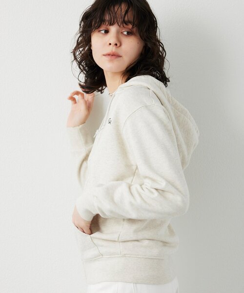 Whim Gazette(ウィムガゼット)の「ロゴ刺繍パーカー(パーカー・レディース・ホワイト系その他/ネイビー・FREE)」の4枚目の写真