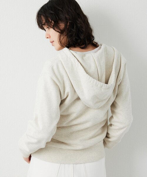 Whim Gazette(ウィムガゼット)の「ロゴ刺繍パーカー(パーカー・レディース・ホワイト系その他/ネイビー・FREE)」の5枚目の写真