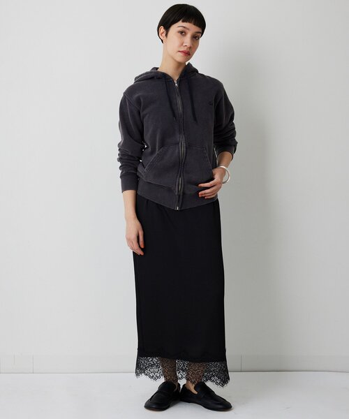 Whim Gazette(ウィムガゼット)の「ロゴ刺繍パーカー(パーカー・レディース・ホワイト系その他/ネイビー・FREE)」の16枚目の写真